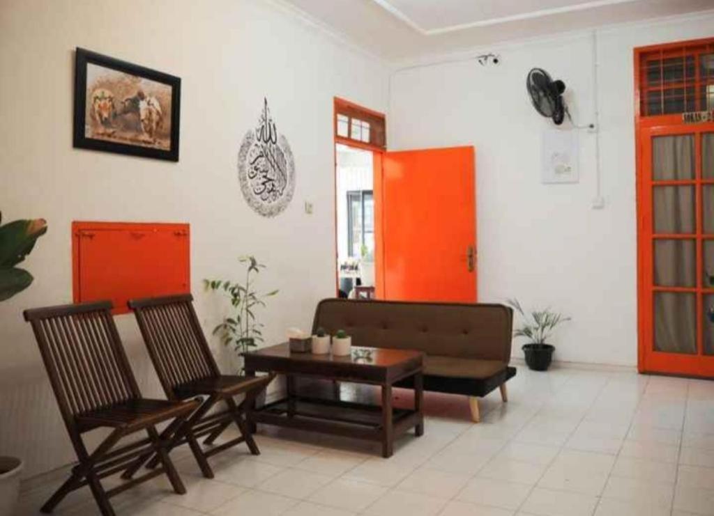 Oyo 91477 Fazira Home Stay Syariah Sibolga Exterior foto